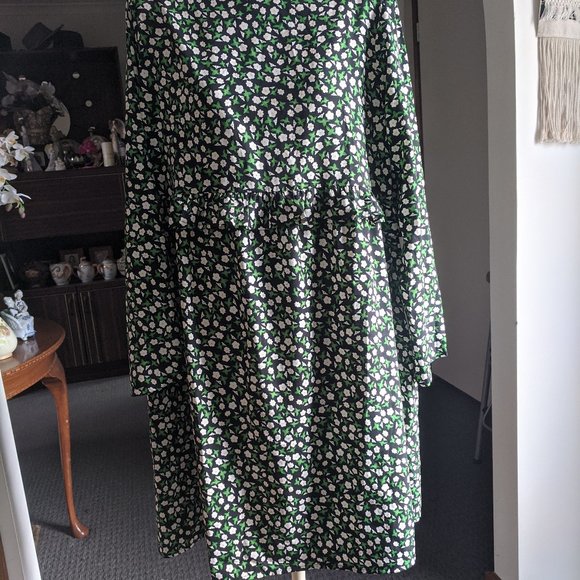 NWT MATERNITY FLORAL LONG SLEEVES - Picture 8 of 8